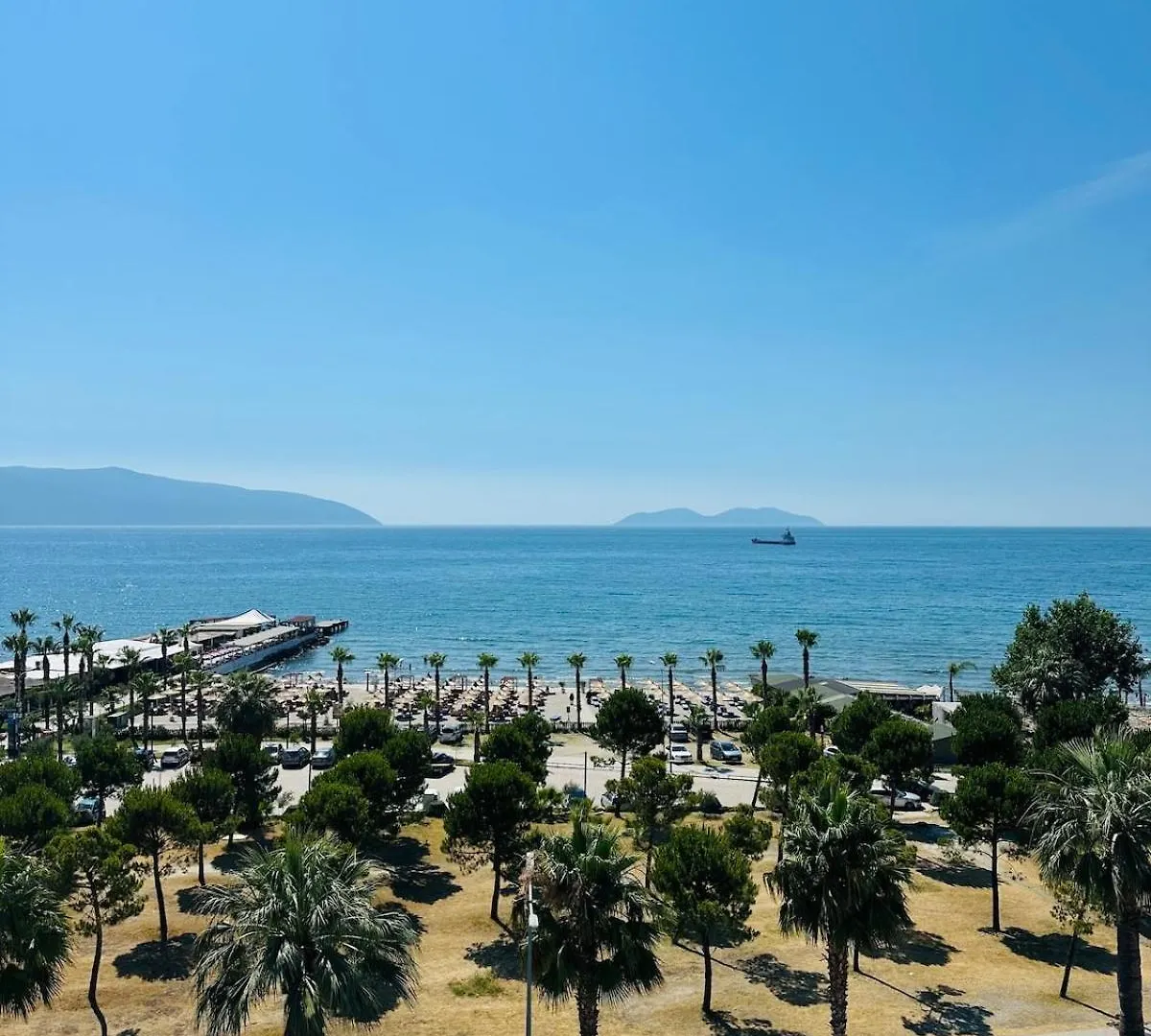 Blue Escape Apartment Lungo Mare Avlonya